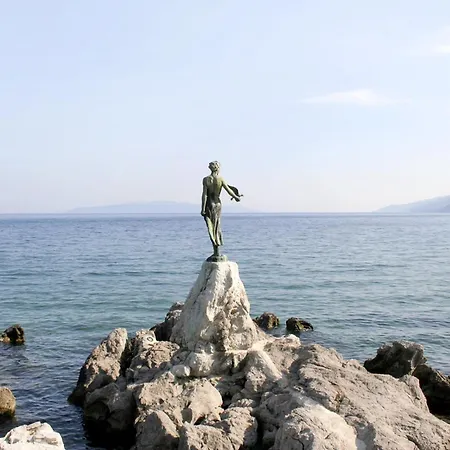 With Parking Space - 24005 Apartment Opatija